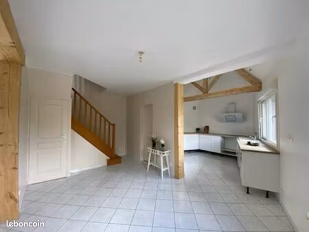 maison de ville 95 m² – 3 chambres – proche commerces