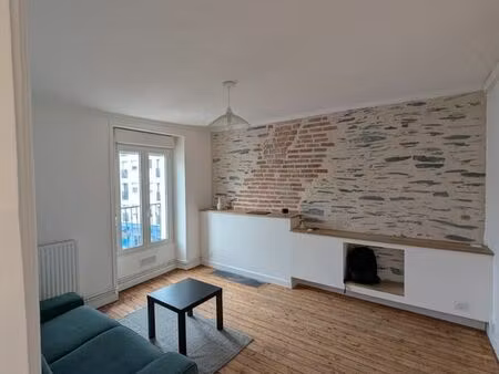 appartement meublé 46m2 - place herault - centre ville angers
