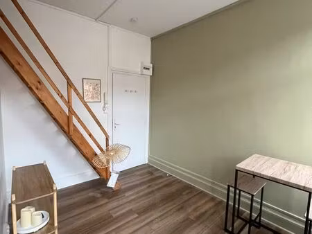 studio avec forte proximité universités et commerces (quartier des tertiales)