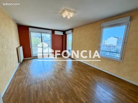 appartement 3 pièces 69 m²