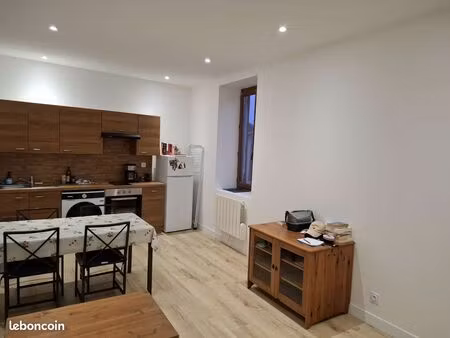 location t2 chazay d'azergues