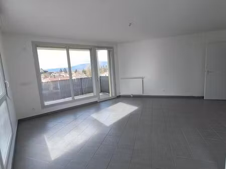 appartement 3 pièces 67 m²