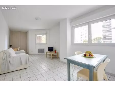 t2 65m2 meublé métro d station laennec