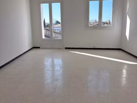 vente appartement 4 pièces 67 m² monteux (84170)