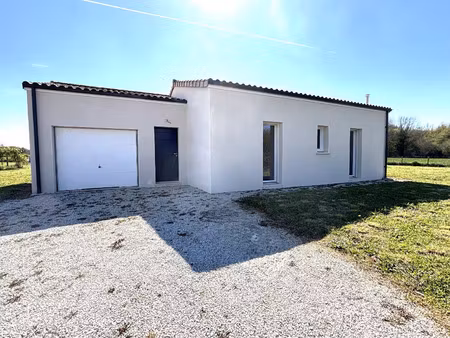 vente maison 5 pièces 67 m² voulême (86400)