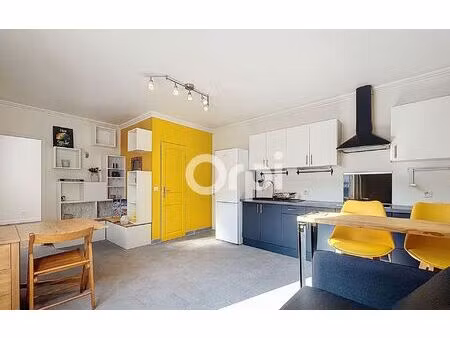 location appartement  m² t-2 à arcueil  1 150 €