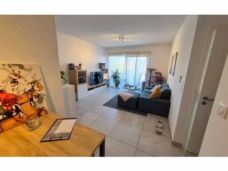 location appartement  45.62 m² t-2 à manom  820 €