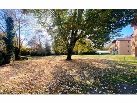 location appartement  m² t-4 à mont-de-marsan  750 €