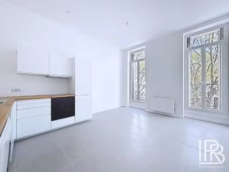 location appartement 2 pièces 41 m² à marseille 6 (13006)