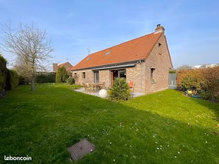 maison 8 pièces 156 m²