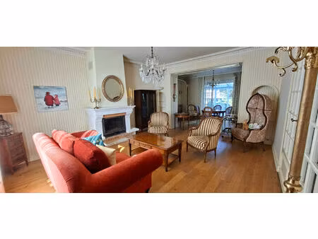 maison 7 pièces et dépendance