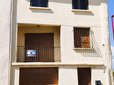 maison avec garage et jardin