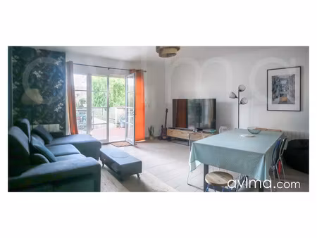 noisy le roi: appartement 4 pièces 94m2 en duplex avec jardi