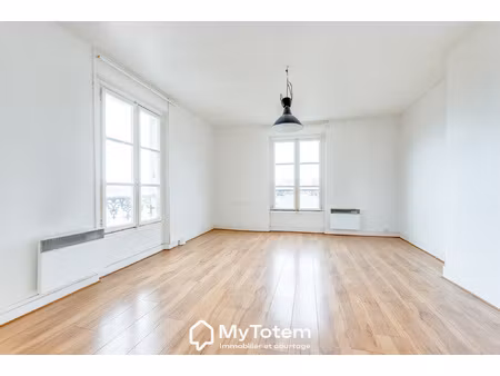 versailles notre-dame adresse d'exception au coeur du centr