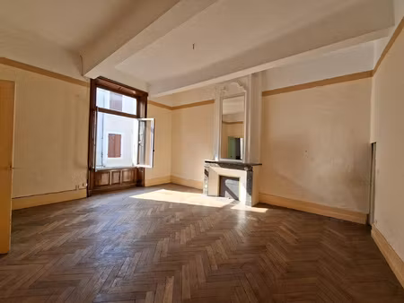 beaux appartements à rénover