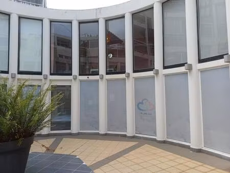 murs local commercial 100 m² st. denis