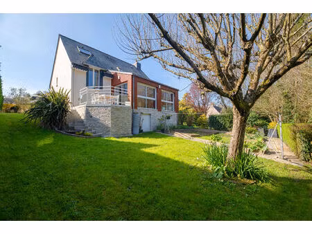 maison d'exception à vendre à domloup - un havre de paix lumineux et spacieux
