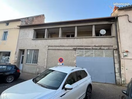 centre: immeuble avec ancien garage 170 m2 et appartement