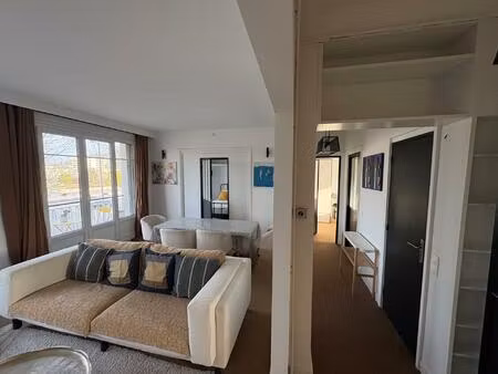 f3 avec vue imprenable sur la seine