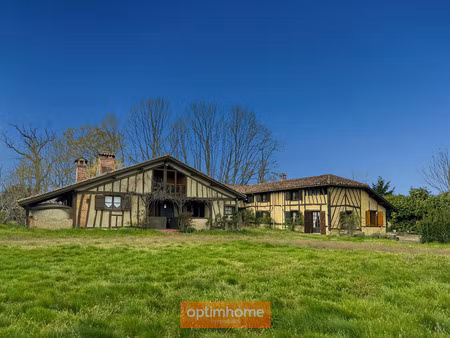 authentique landaise de caractère  316 m² habitables sur 8000 m2. cadre paisible