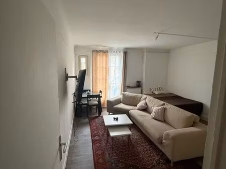 apparemment 38 m2 stains