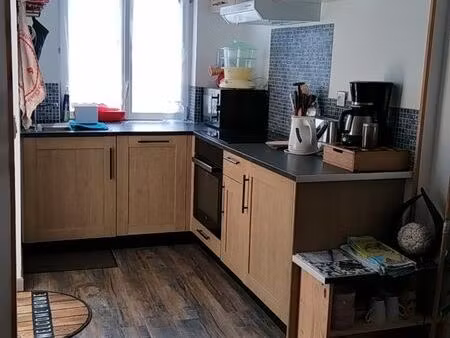 loue t2 meublé refait à neuf