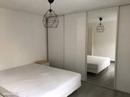 grand t3 proche centre ville