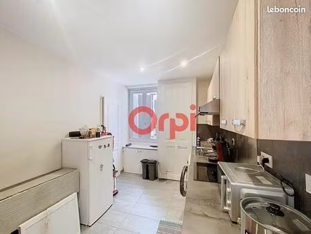 studio 2 pièces 24 m²