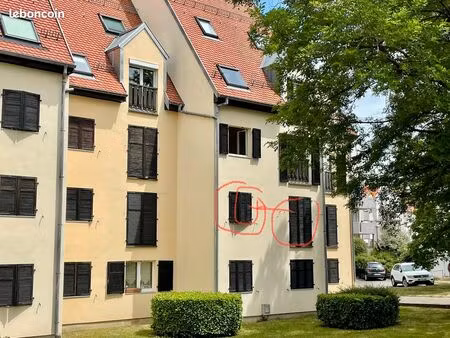 beau f2 dans quartier calme