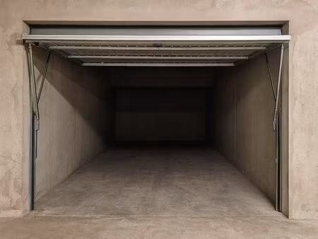 box / garage à louer – quartier mairie de doulon (nantes)