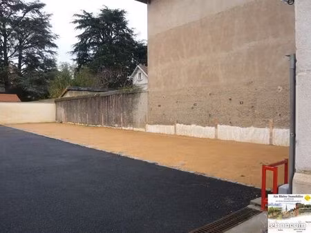 parking/box villefranche-sur-saône