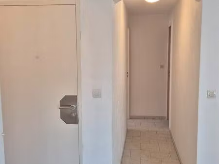 loue appartement le luc