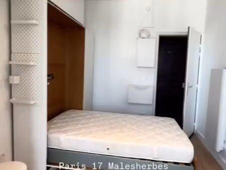petit nid paris 17 ème 13m2 studio salle de bain sdb malesherbes kitchenette etat neuf dou