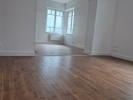 maison 5 pièces - 85 m²