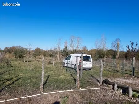 terrain de loisirs de 1740m2 à vendre à lailly en val