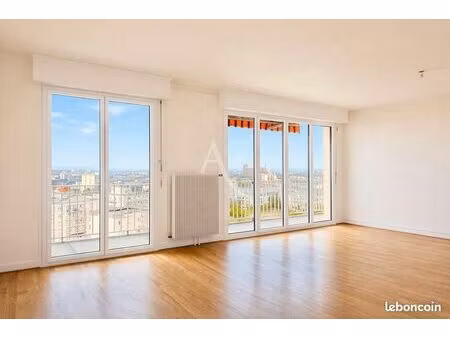 appartement 4 pièces 94 m²