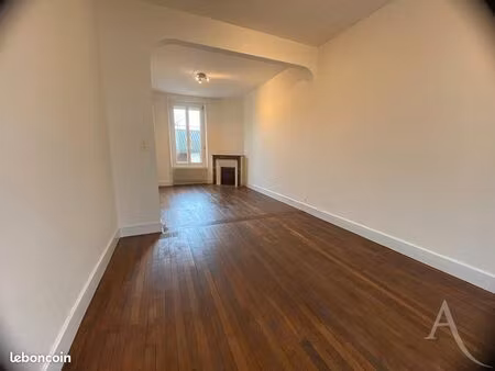 maison 3 pièces 76 m²