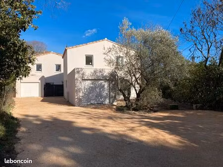 maison a louer a nimes