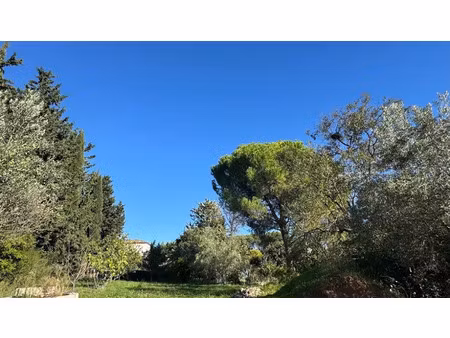 vente terrain 900 m² à eguilles (13510)  370 000 €