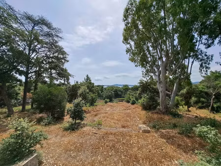 vente terrain 2500 m² à grimaud (83310)  1 200 000 €