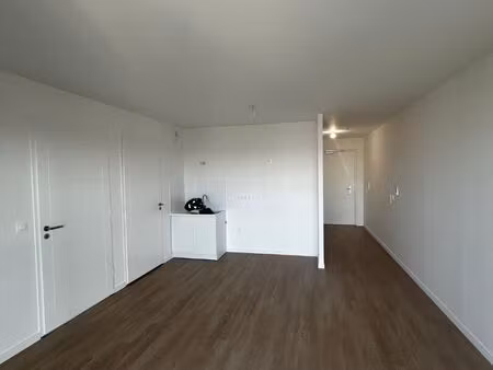 a visiter ! 2p - village olympique - l13 / l14 et futures l15  16  17 - saint-ouen