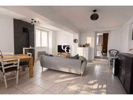 vente maison à vieillevigne (44116) : à vendre / 76m² vieillevigne
