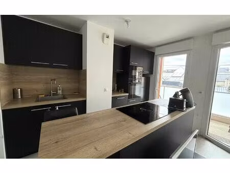 location appartement  61.16 m² t-3 à caen  920 €