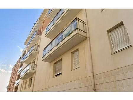 location appartement  45.98 m² t-2 à le havre  540 €