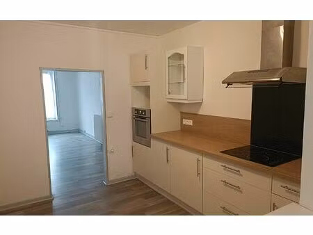 location maison  m² t-2 à mamers  550 €