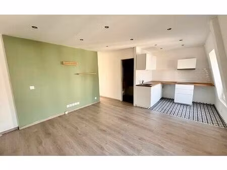 appartement paris 17 41.17 m² t-3 à vendre  426 400 €