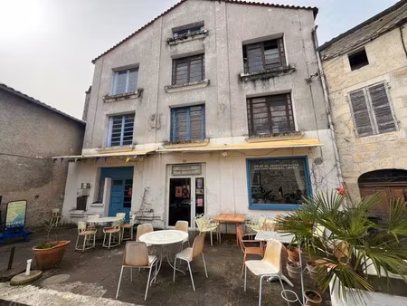vente maison 8 pièces 193 m² à lisle (24350)  260 000 €