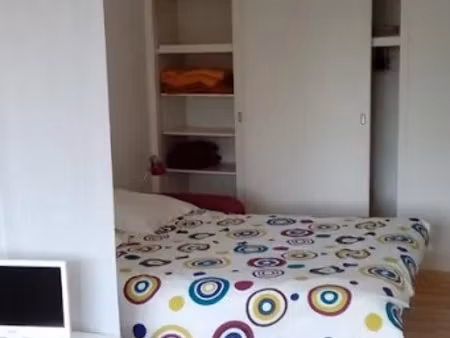 location meublée appartement 1 pièce 33 m² à royat (63130)  635 €