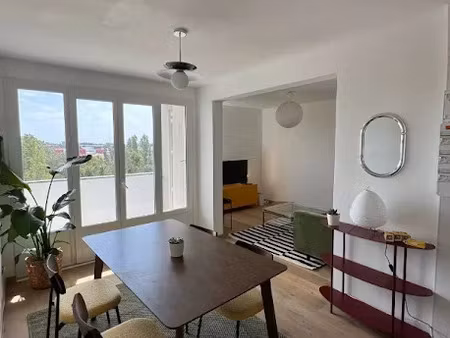 location appartement 1 pièce à talence (33400)  640 €