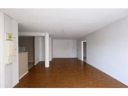 location appartement  m² t-2 à argentan  514 €